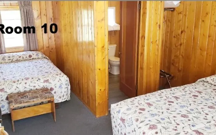 Canyon Motel